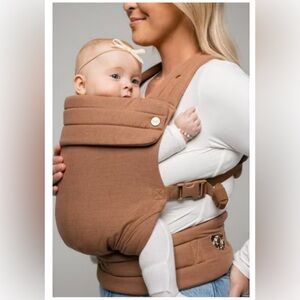 NWT Mabe carrier Mocha